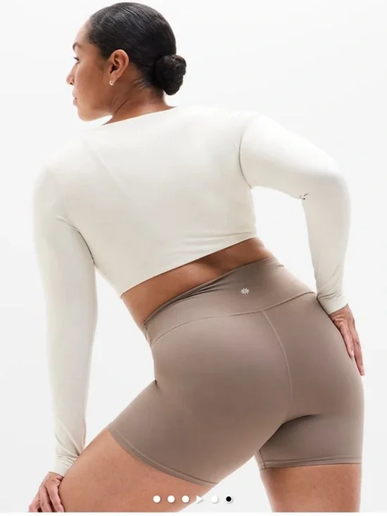 Athleta Long-Sleeve Scoop Crop Top - Picture 2 of 5